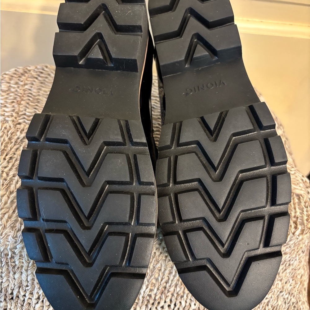 NEW Vionic Cheryl Black Patent Leather Loafers - Picture 5 of 7
